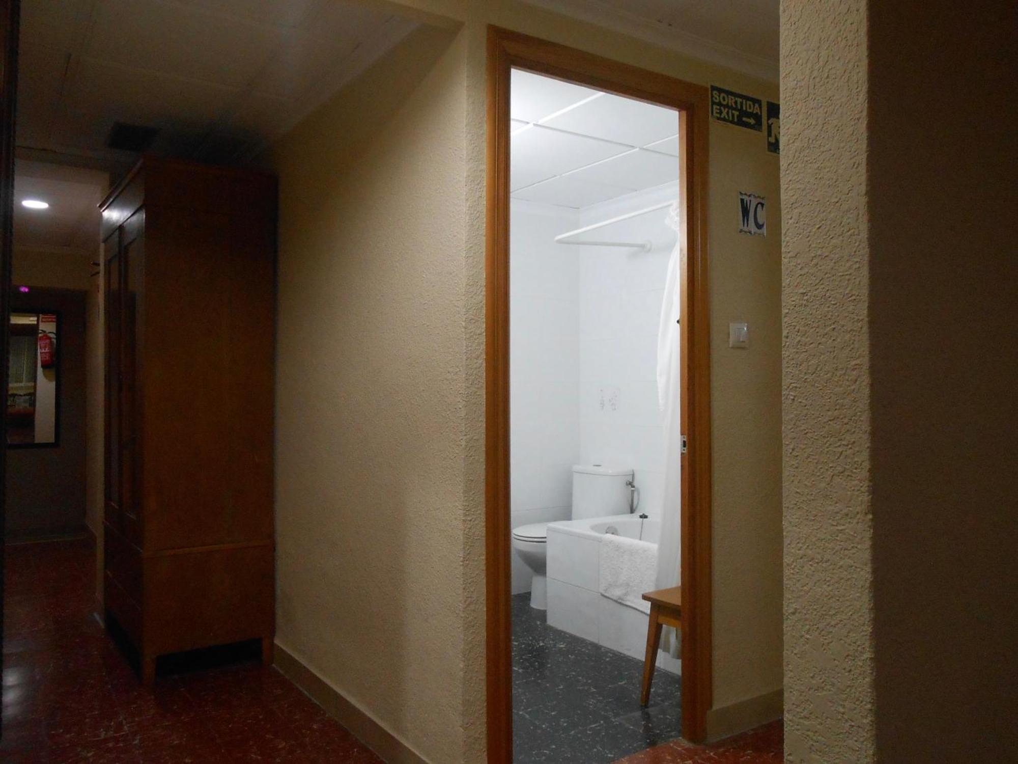 Hostal El Callejon Tarragona Exteriér fotografie